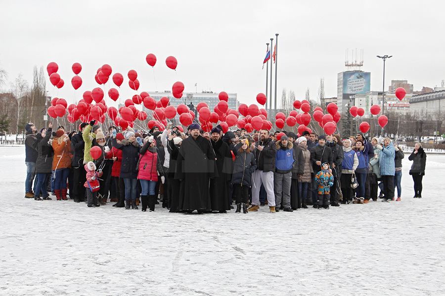 Пермская епархия РПЦ организовала флешмоб «Селфи для мамы»