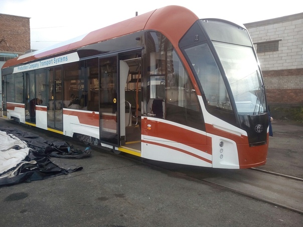 В Перми тестируют современный низкопольный трамвай