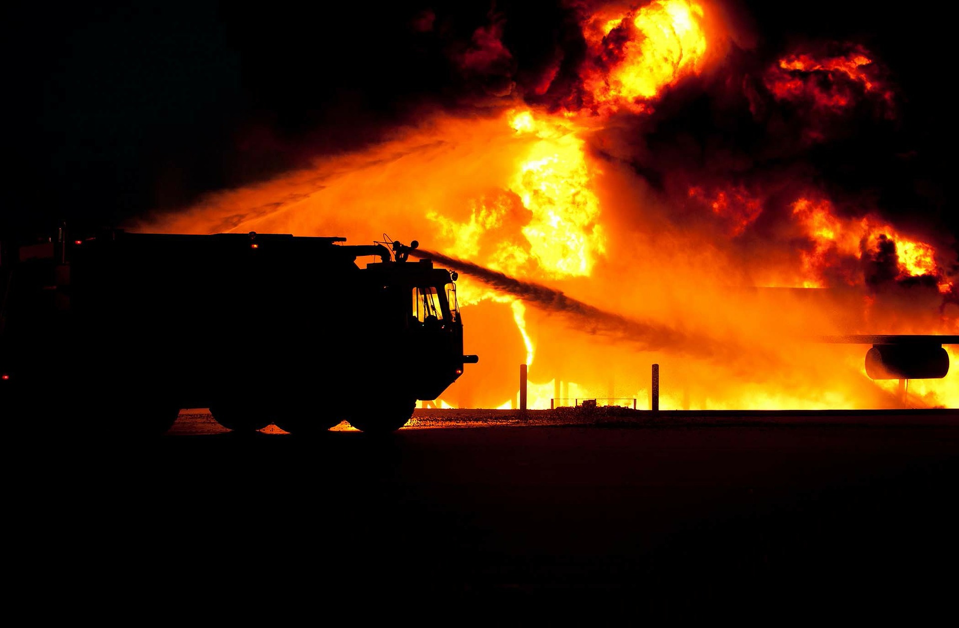 На пожаре в Перми заживо сгорели три человека