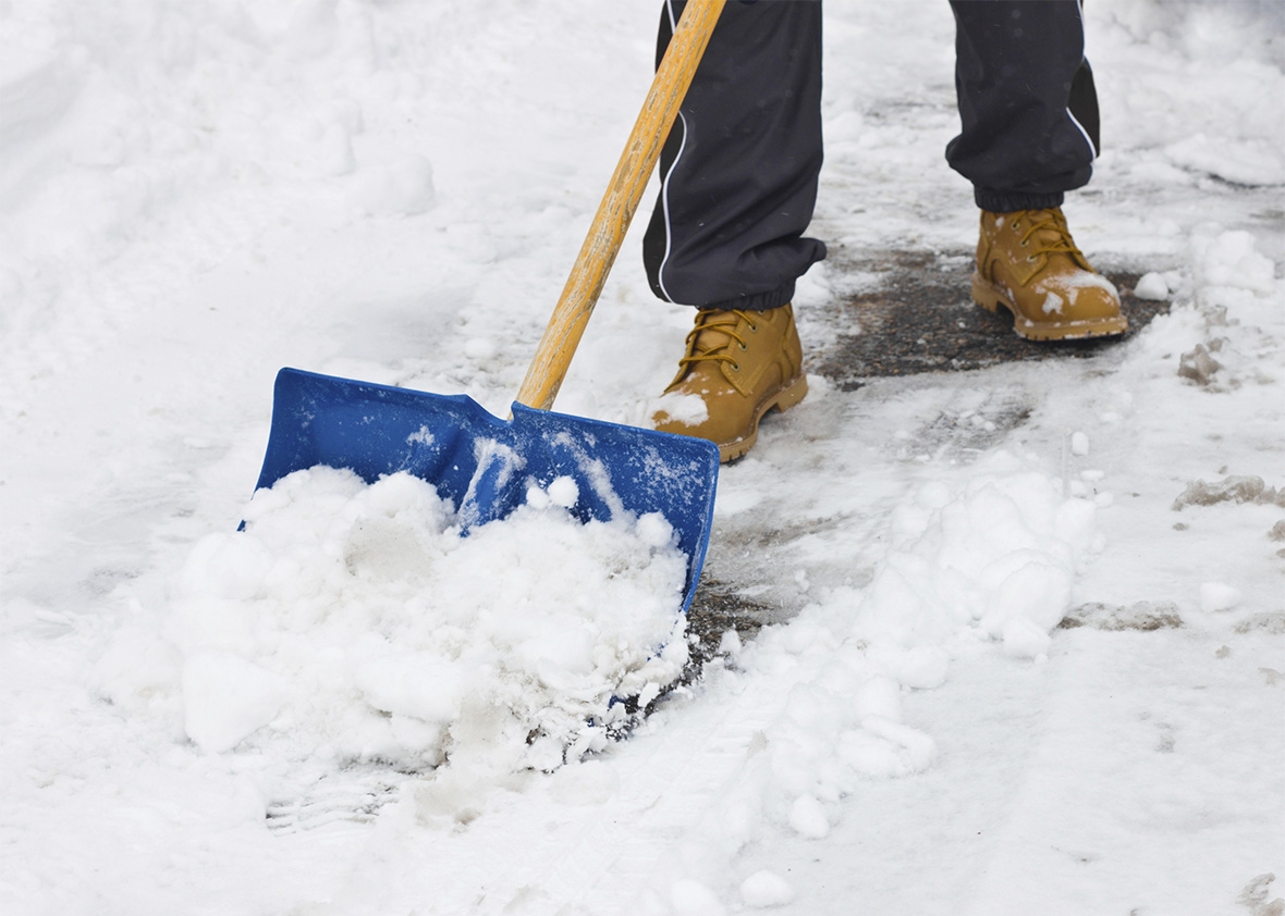 Пермские управляющие компании штрафуют за плохую уборку снега