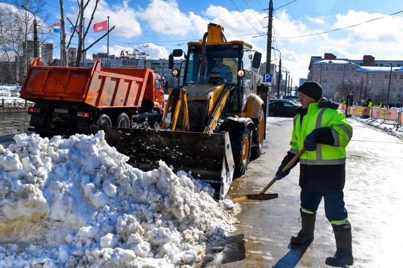 На уборку снега из города дополнительно выделят почти 10 миллионов рублей 