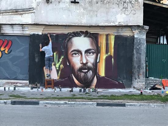 Пермские художники присоединятся к флешмобу и нарисуют портрет Децла на одной из стен в городе