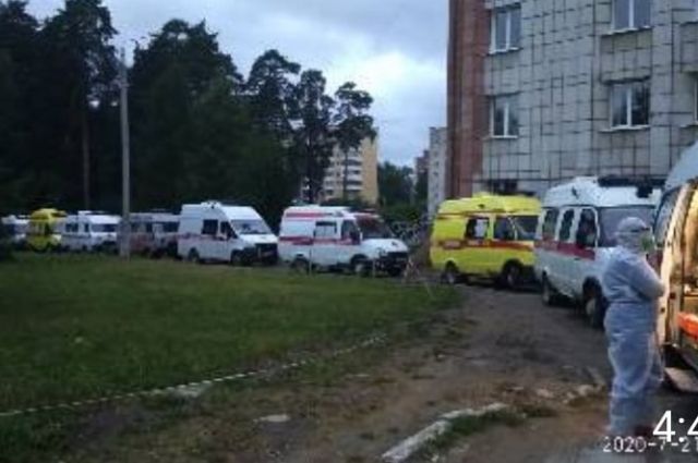 Официальное количество новых случаев коронавируса в Прикамье побило очередной антирекорд — 139 человек