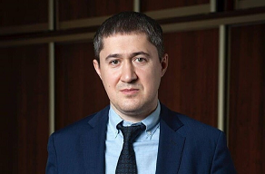 Губернатор Дмитрий Махонин поздравил жителей Прикамья с 23 февраля 