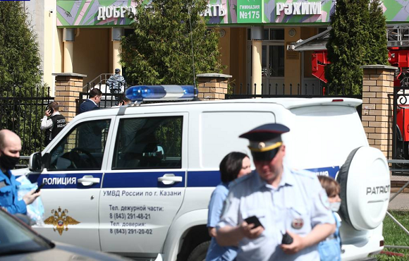 В Казани число погибших при стрельбе в школе достигло девяти человек