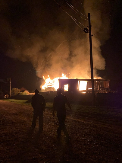 В Прикамье при пожаре в частном доме погибли 5 человек