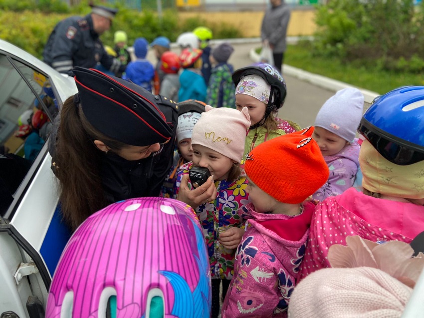 В Пермском детском саду «Эврика» прошло плановое мероприятие ПДД в познавательно-игровой форме 