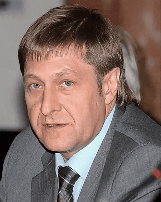 Юрист Сергей Матвеев: «90-е не вернутся — будет хуже»