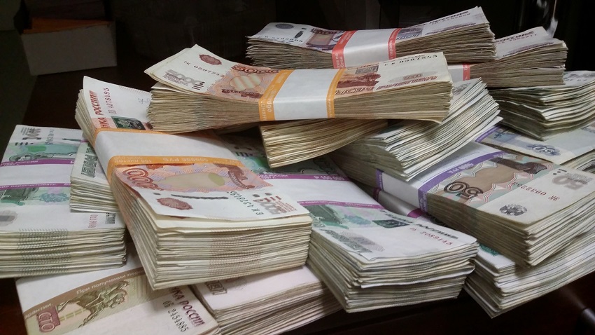 «Накопили»: жители Прикамья держат на своих банковских счетах более 400 млрд рублей