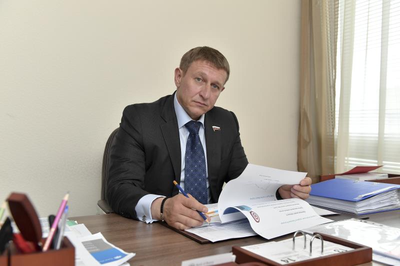 Депутат Госдумы от Прикамья предложил снизить пенсионный возраст для части россиян