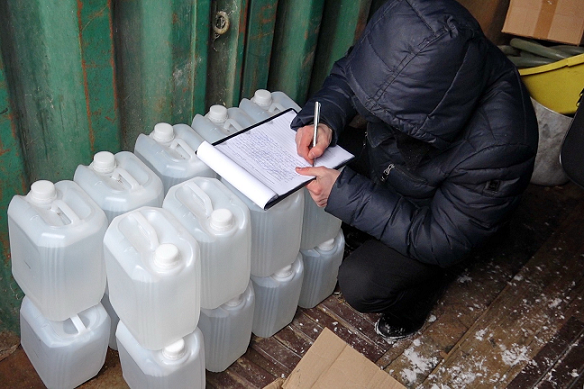 Жителя Чусового оштрафовали за попытку незаконно продать более 3000 литров спирта к Новому году 