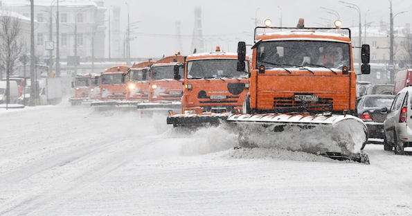 В Пермском крае этой зимой на уборку снега направят 470 единиц техники 