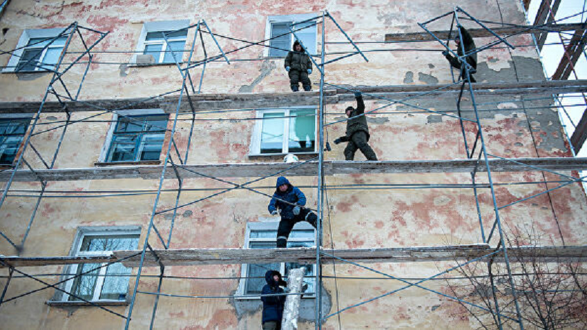 В центре Перми завершили ремонт фасадов четырех жилых домов 