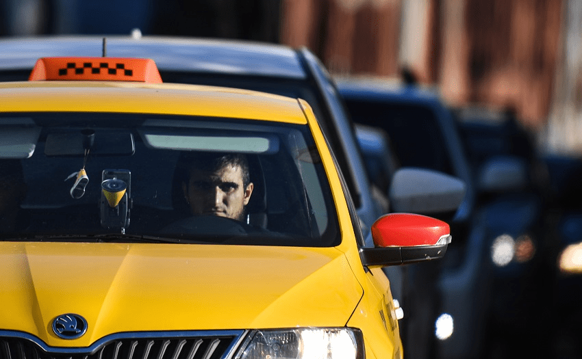 Слушатели «Эха Перми» высказались по поводу новых требований к цвету автомобилей такси в регионе
