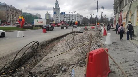 В Перми на Компросе убирают парковочные места 