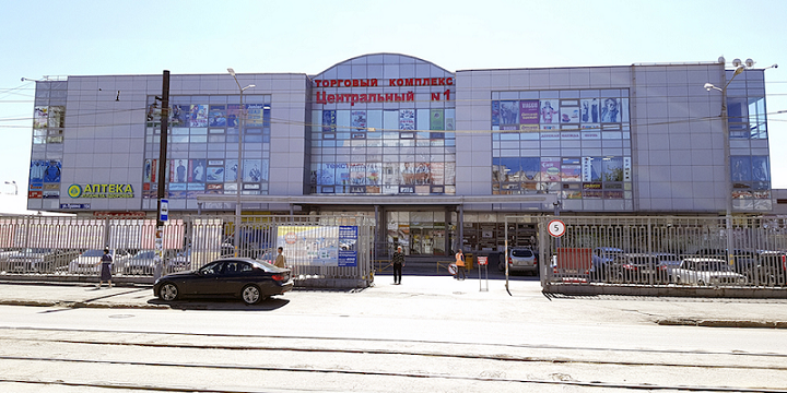В Перми изучают законность размещения объектов торговли перед Центральным рынком 