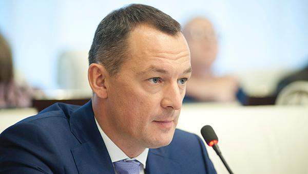 Комиссия Госдумы предложила депутату Алексею Бурнашову извиниться за оскорбления полицейского