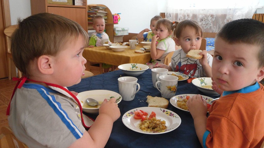 С 1 ноября детей из семей мобилизованных пермяков могут начать кормить бесплатно