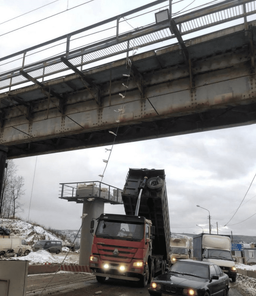 В Перми на поврежденном грузовиком перегоне Левшино – Головано восстановили движение поездов