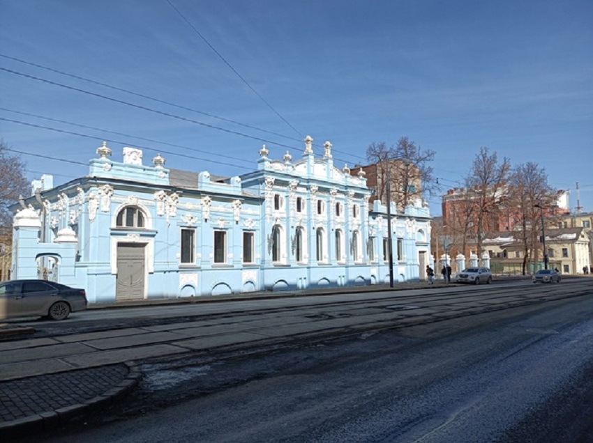 Завершилась реставрация фасада одного из красивейших зданий Перми 