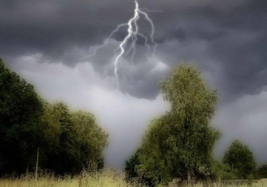 В последний день лета в Прикамье ожидаются грозы и штормовой ветер