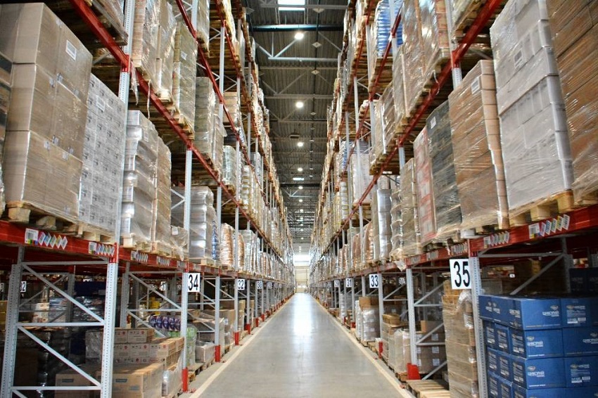 Экономист Дмитрий Клещёв о параллельном импорте: «Цена товаров, поставляемых по параллельному импорту, может быть ниже, чем по официальным каналам»