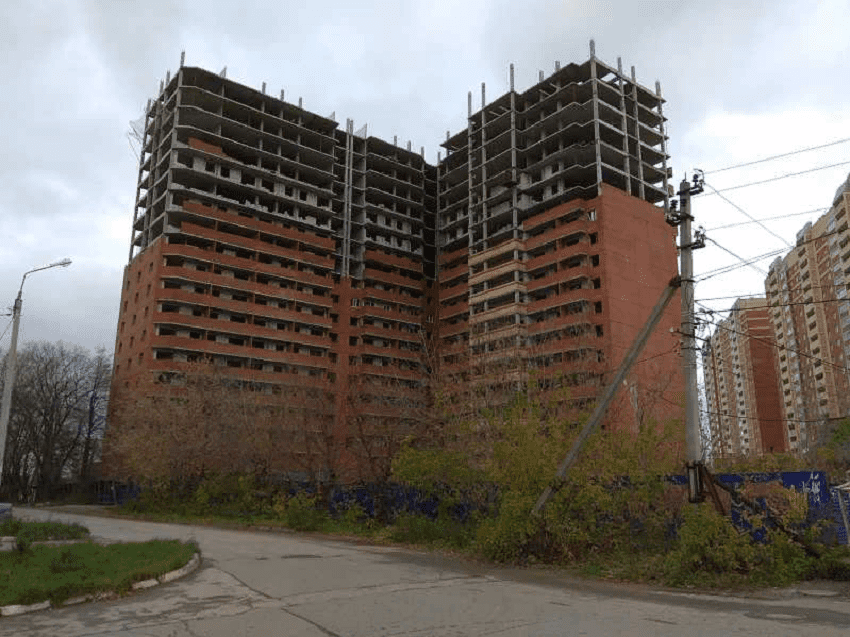 В Перми проблемный дом на улице Старцева достроят через 17 месяцев