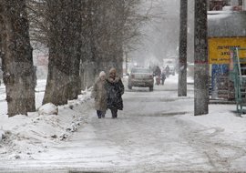 МЧС предупреждает пермяков о шквальном ветре и снеге